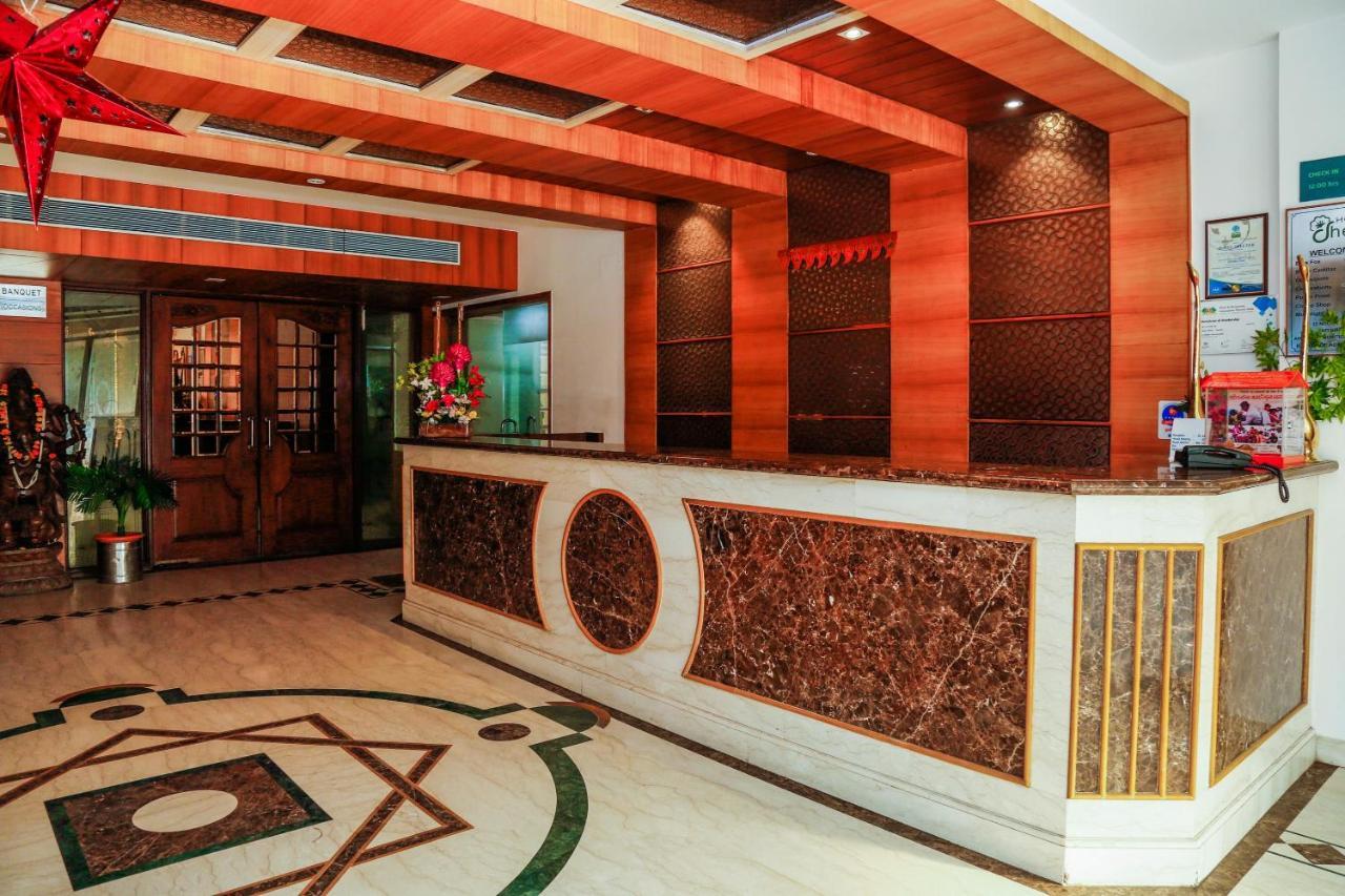 Hotel Shelter Gwalior Bagian luar foto