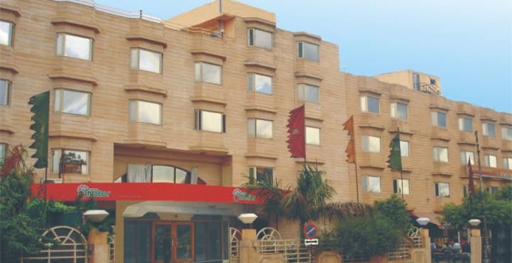 Hotel Shelter Gwalior Bagian luar foto