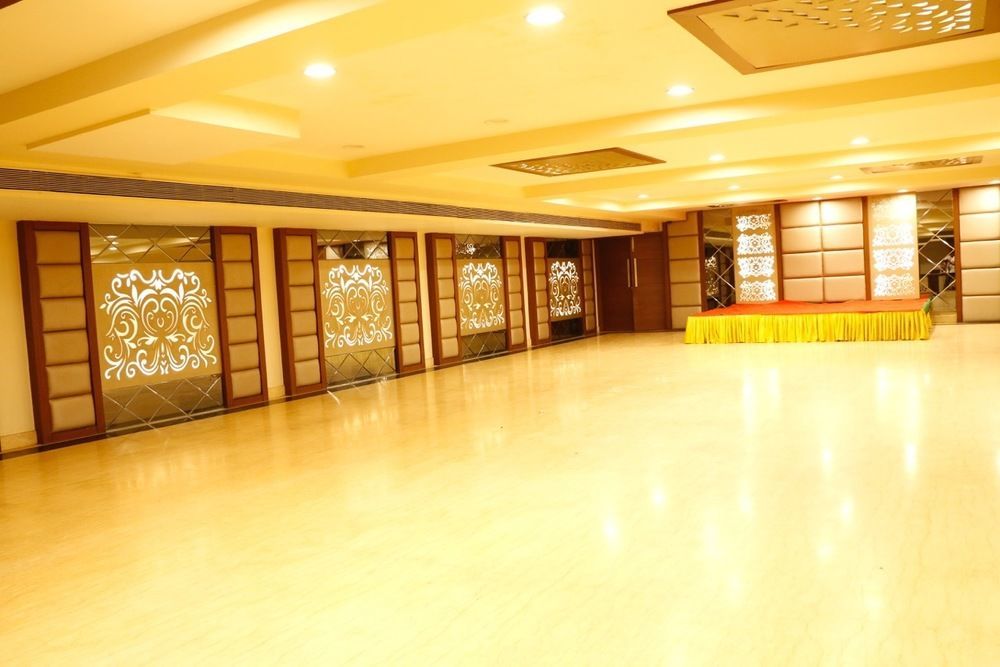 Hotel Shelter Gwalior Bagian luar foto